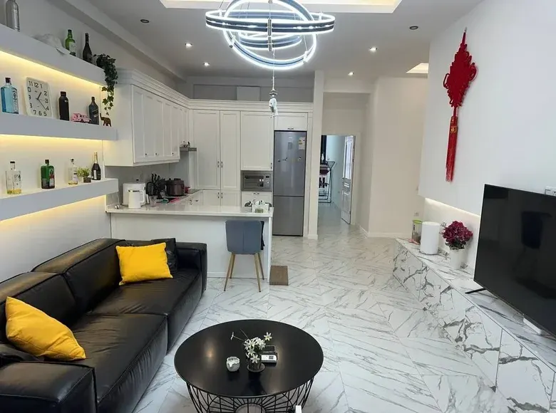 Sotiladi 3 xonali kvartira, 96 m², 6/6 qavat — Mirobod tumani