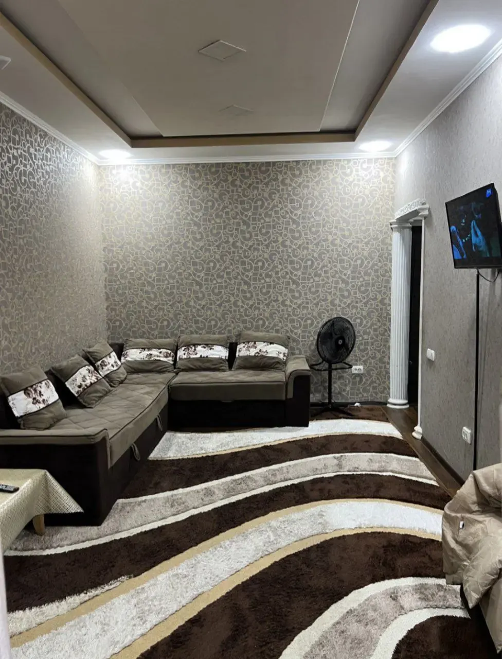 Сдаётся 1-комнатная квартира, 38 м², 2/4 этаж — Чиланзарский район