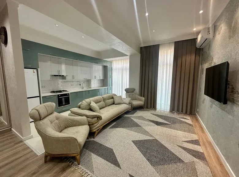 Сотилади 3 хонали квартира, 77 м², 2/13 қават — Мирзо Улуғбек тумани