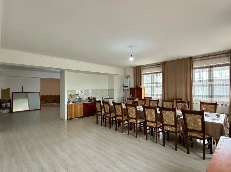 Sotiladi 4 xonali kvartira, 158 m², 2/9 qavat — Yashnobod tumani