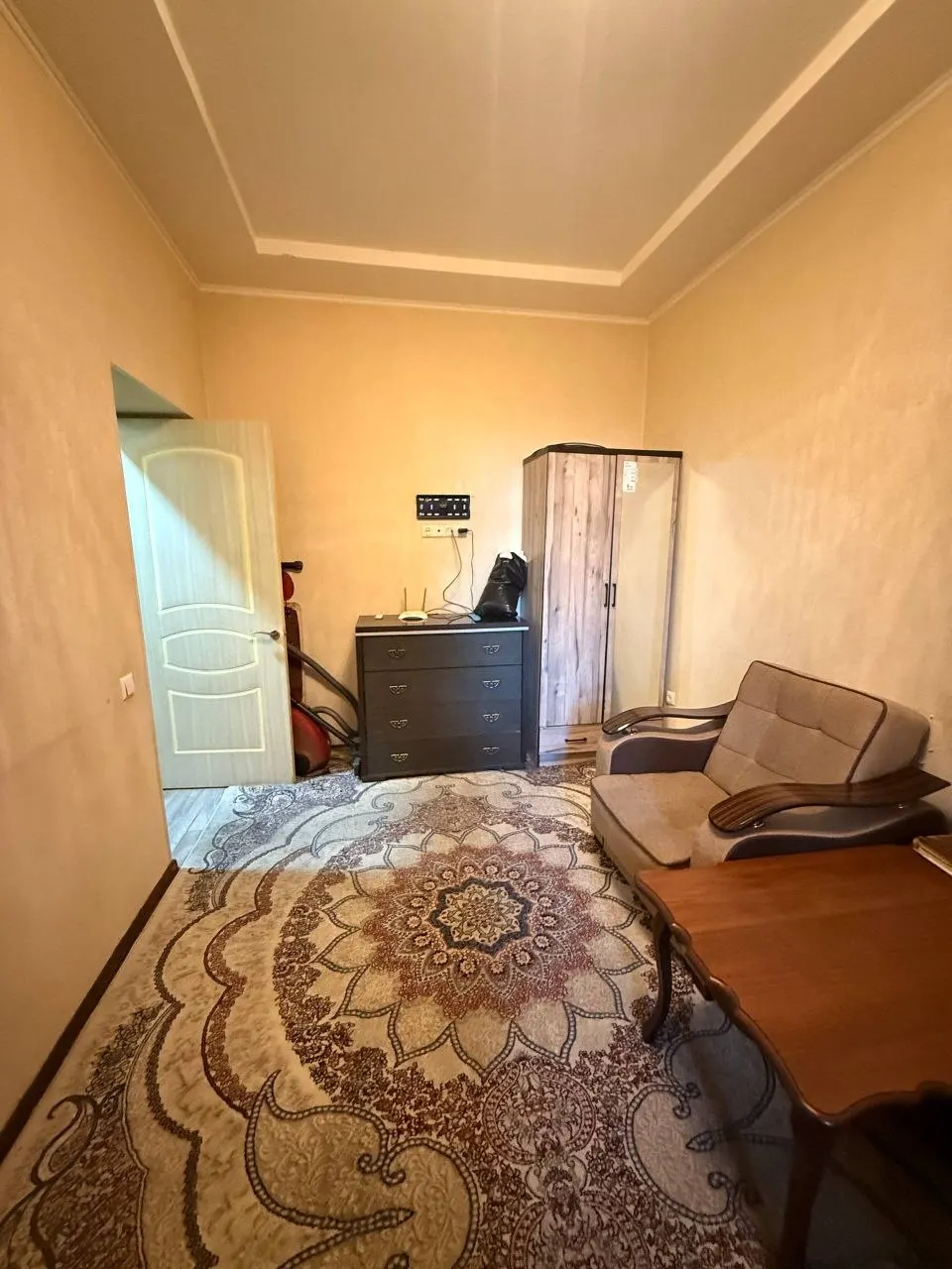Сотилади 1 хонали квартира, 30 м², 1/5 қават — Юнусобод тумани