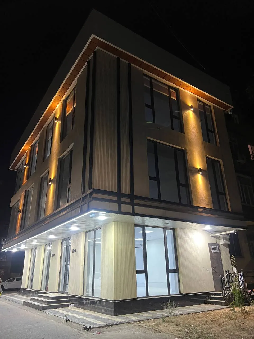 Ижарага берилади тижорат биноси, 368 м² — Чилонзор тумани