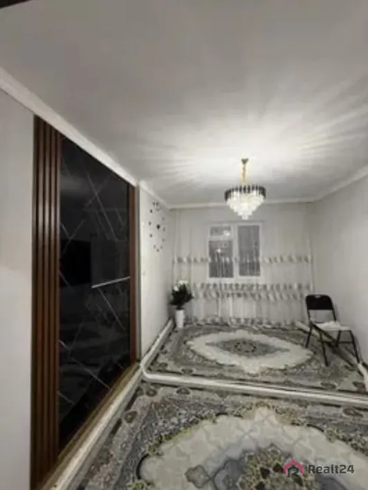 Sotiladi 2 xonali kvartira, 45 m², 3/7 qavat — Yangihayot tumani
