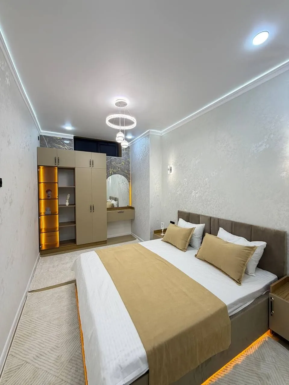 Сотилади 4 хонали квартира, 132 м², 1/9 қават — Чилонзор тумани