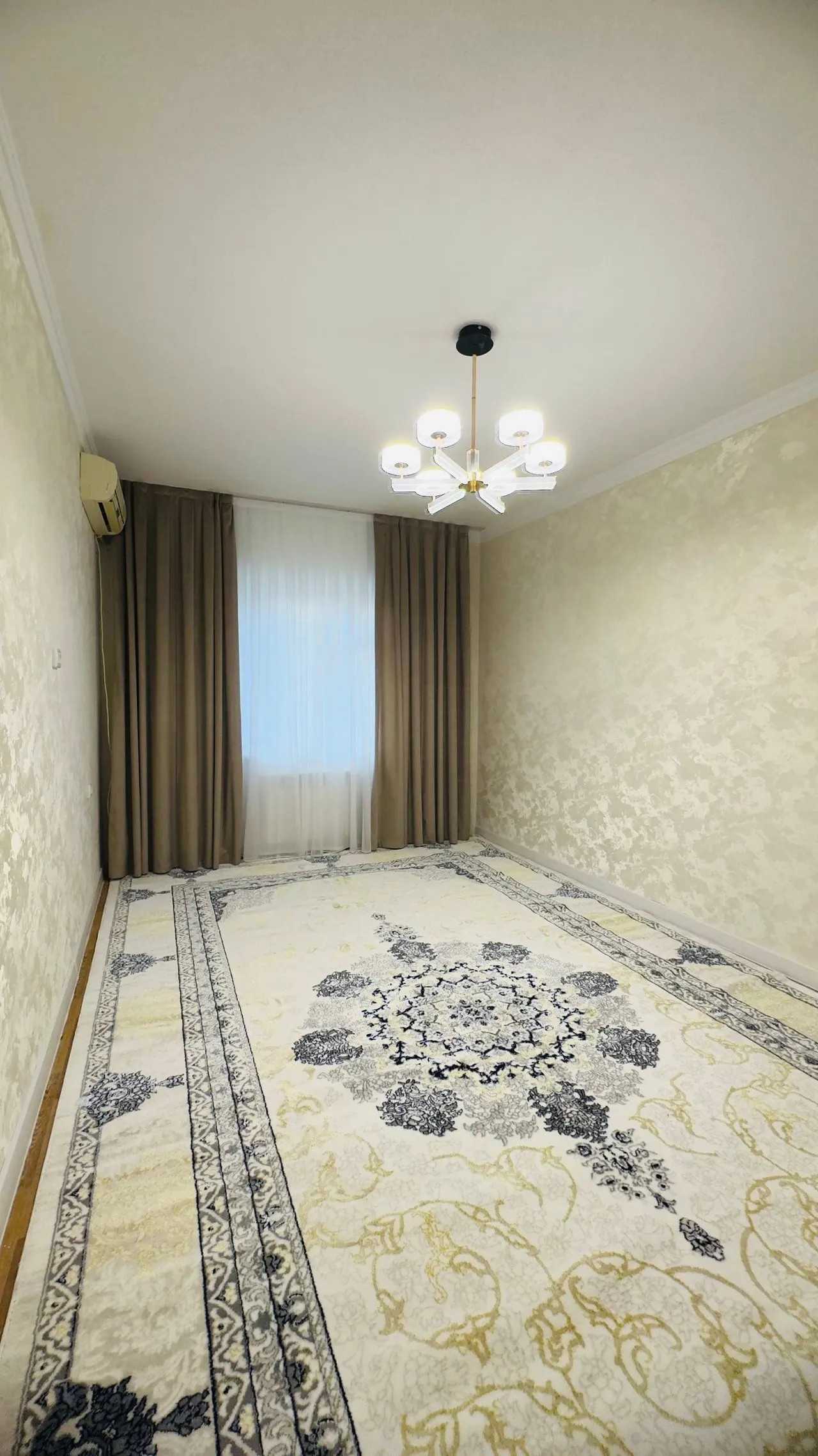 Продаётся 1-комнатная квартира, 40 м², 2/5 этаж — Яшнабадский район