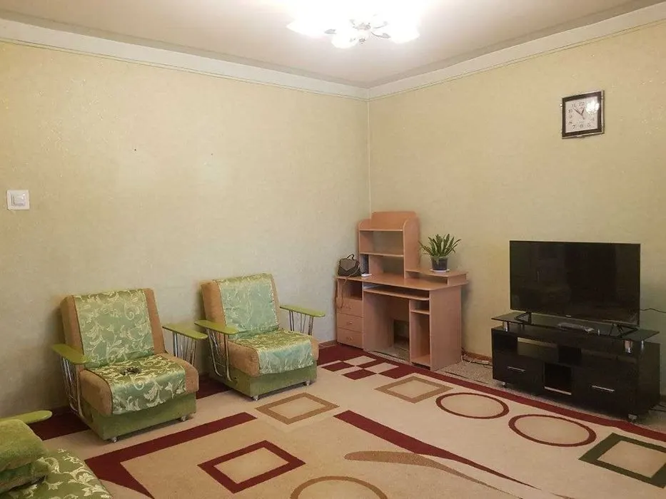 Сотилади 4 хонали квартира, 140 м², 8/9 қават — Юнусобод тумани