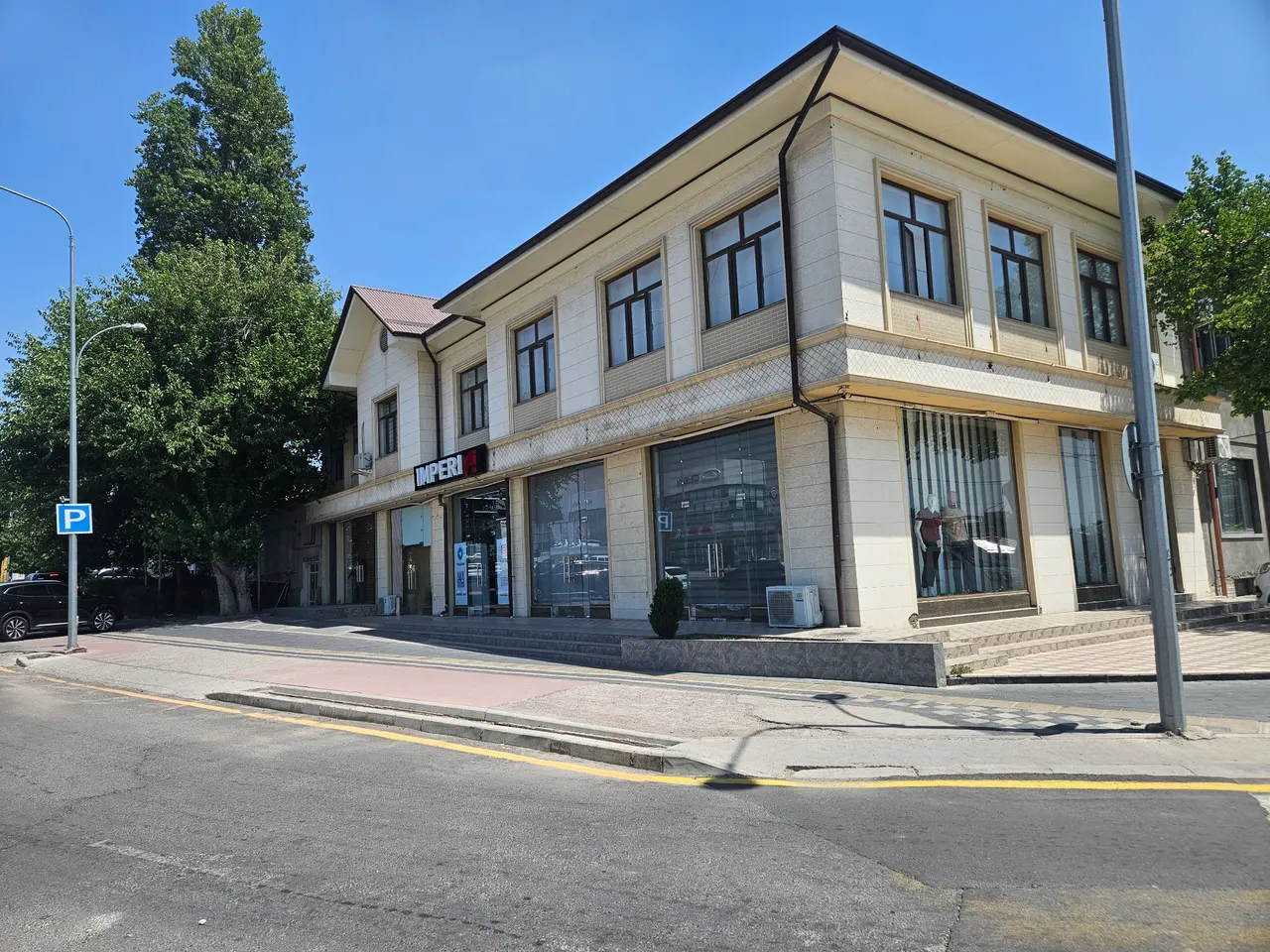 Сдаётся коммерческое помещение, 500 м², 2/2 этаж — Юнусабадский район