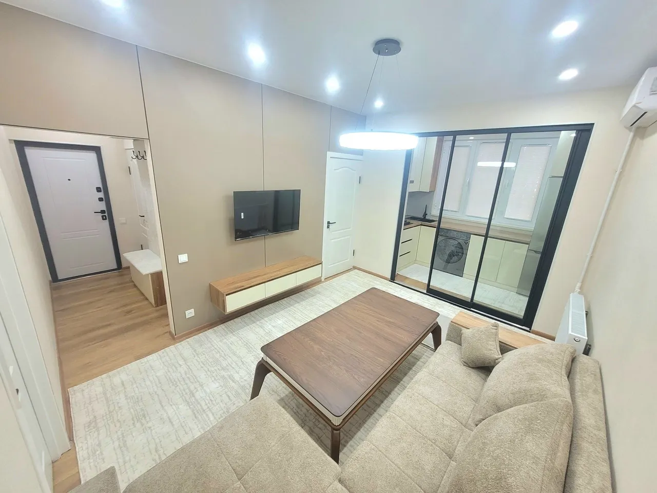 Сотилади 2 хонали квартира, 42 м², 1/4 қават — Чилонзор тумани