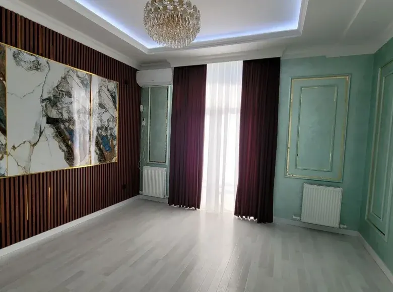Сотилади 5 хонали квартира, 190 м², 9/10 қават — Яккасарой тумани
