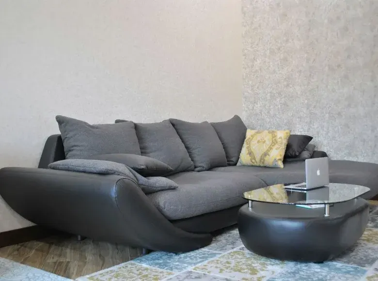 Ижарага берилади 3 хонали квартира, 100 м², 1/5 қават — Яккасарой тумани