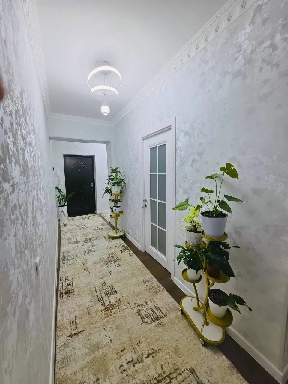 Sotiladi 3 xonali kvartira, 74 m², 7/7 qavat — Yangihayot tumani