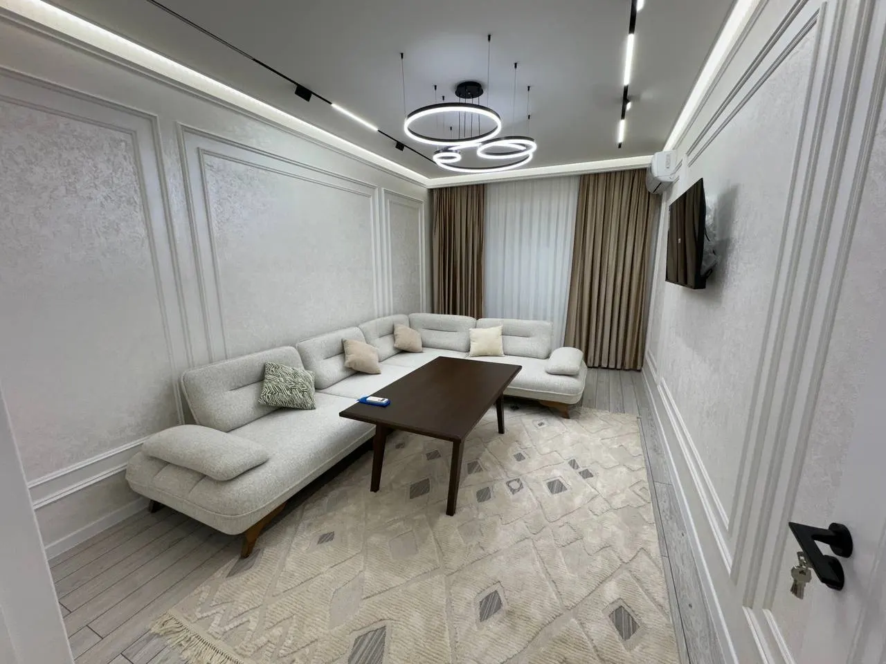 Сотилади 2 хонали квартира, 60 м², 3/5 қават — Яккасарой тумани