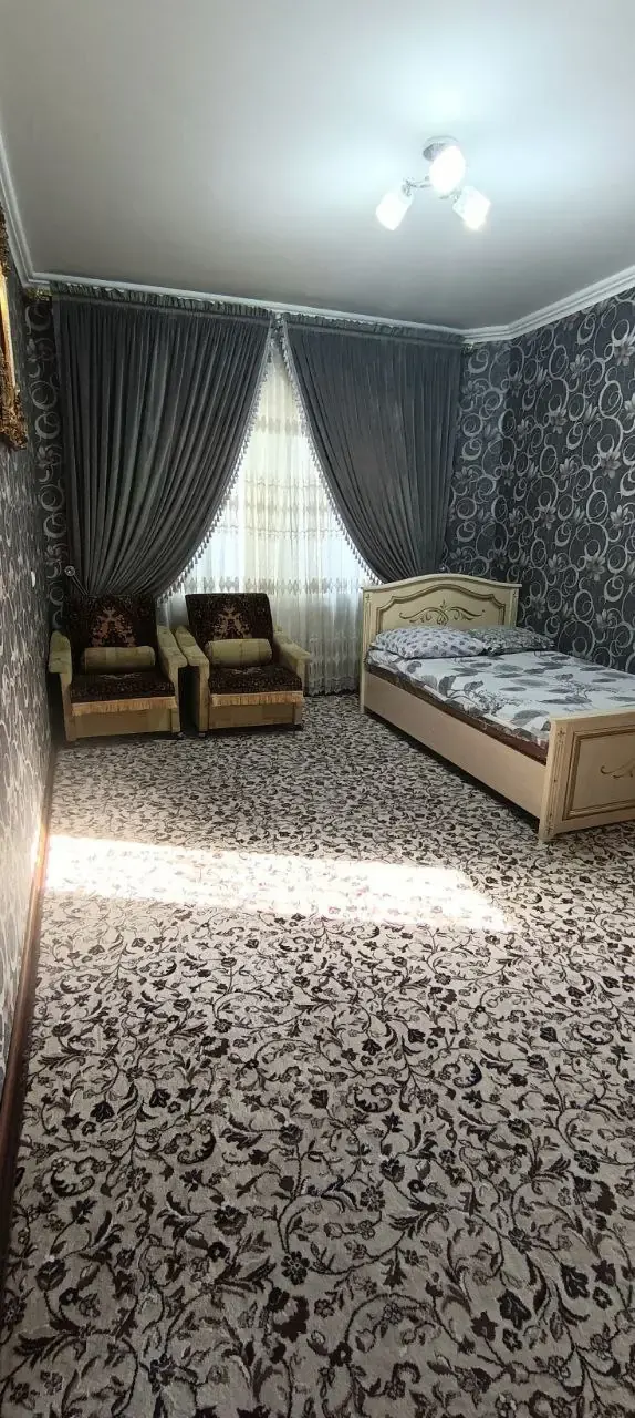 Продаётся 1-комнатная квартира, 41 м², 3/4 этаж — Алмазарский район