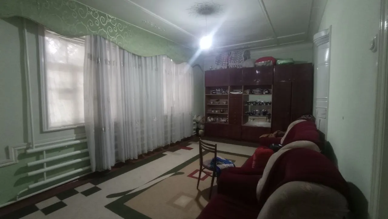 Сотилади 7 хонали ҳовли уй, 6.2 сотих — Қибрай тумани