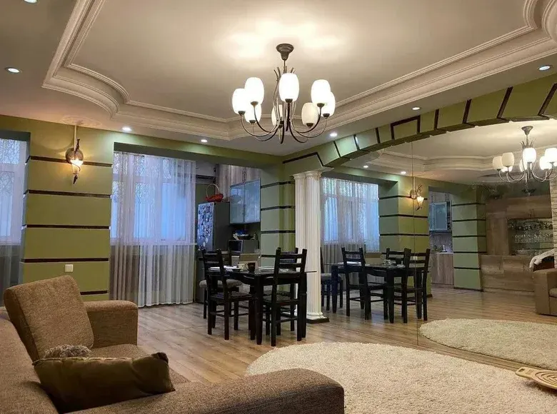 Сотилади 3 хонали квартира, 85 м², 1/4 қават — Юнусобод тумани
