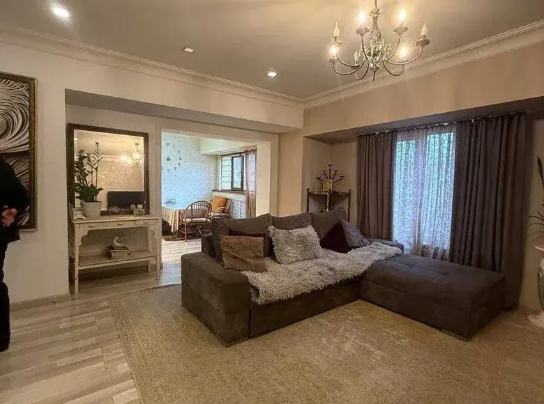 Продаётся 3-комнатная квартира, 104 м², 3/9 этаж — Мирзо-Улугбекский район