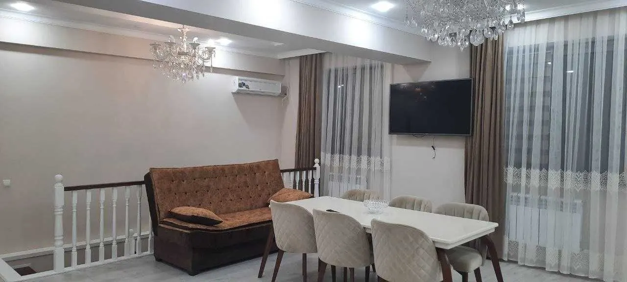 Ижарага берилади 4 хонали квартира, 117 м², 1/7 қават — Мирзо Улуғбек тумани