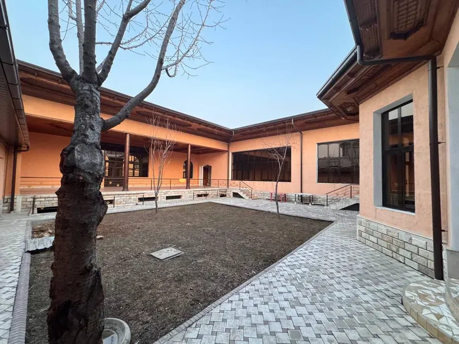 Ijaraga beriladi 5 xonali hovli uy, 250 m² — Yunusobod tumani