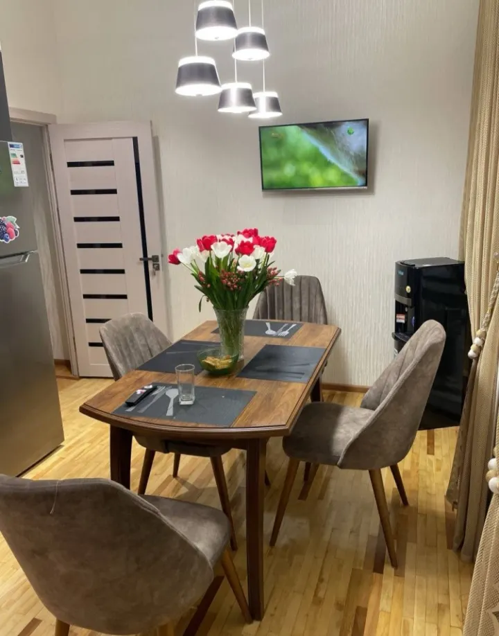 Ижарага берилади 4 хонали квартира, 96 м², 3/3 қават — Яккасарой тумани