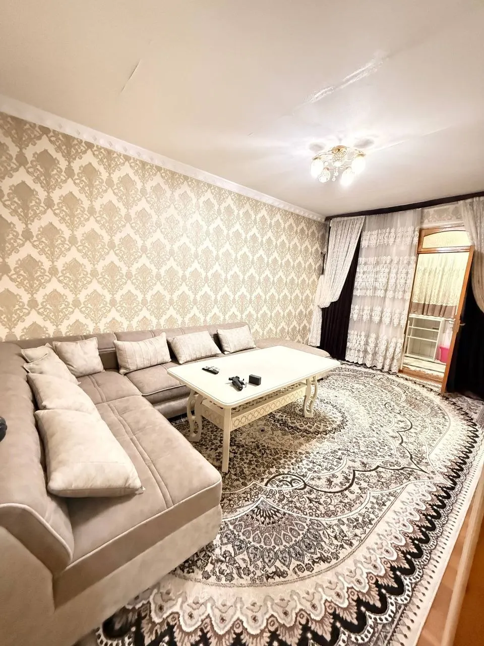 Продаётся 2-комнатная квартира, 45 м², 2/4 этаж — Чиланзарский район