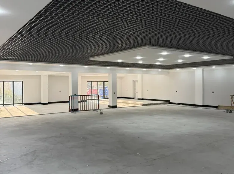 Ижарага берилади тижорат биноси, 700 м² — Юнусобод тумани