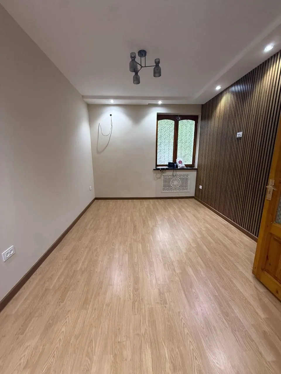 Продаётся 2-комнатная квартира, 52 м², 1/4 этаж — Чиланзарский район