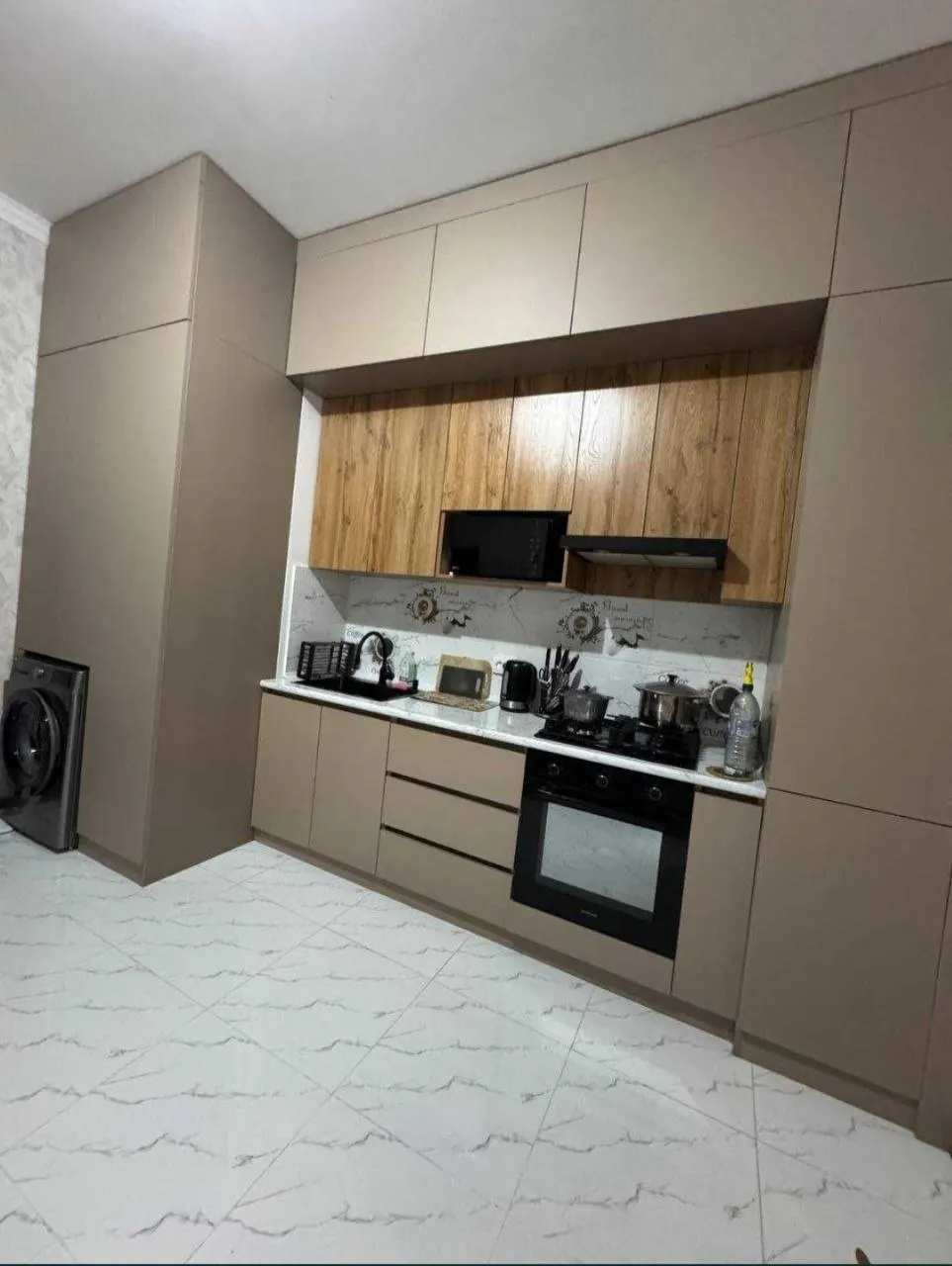 Сотилади 4 хонали квартира, 130 м², 4/10 қават — Яккасарой тумани