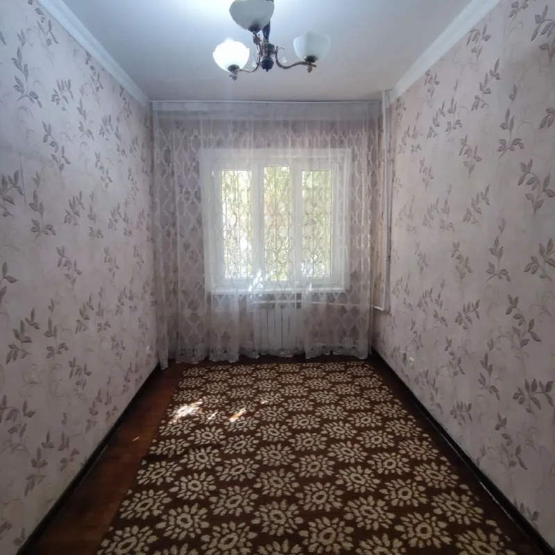 Продаётся 3-комнатная квартира, 72 м², 1/4 этаж — Юнусабадский район