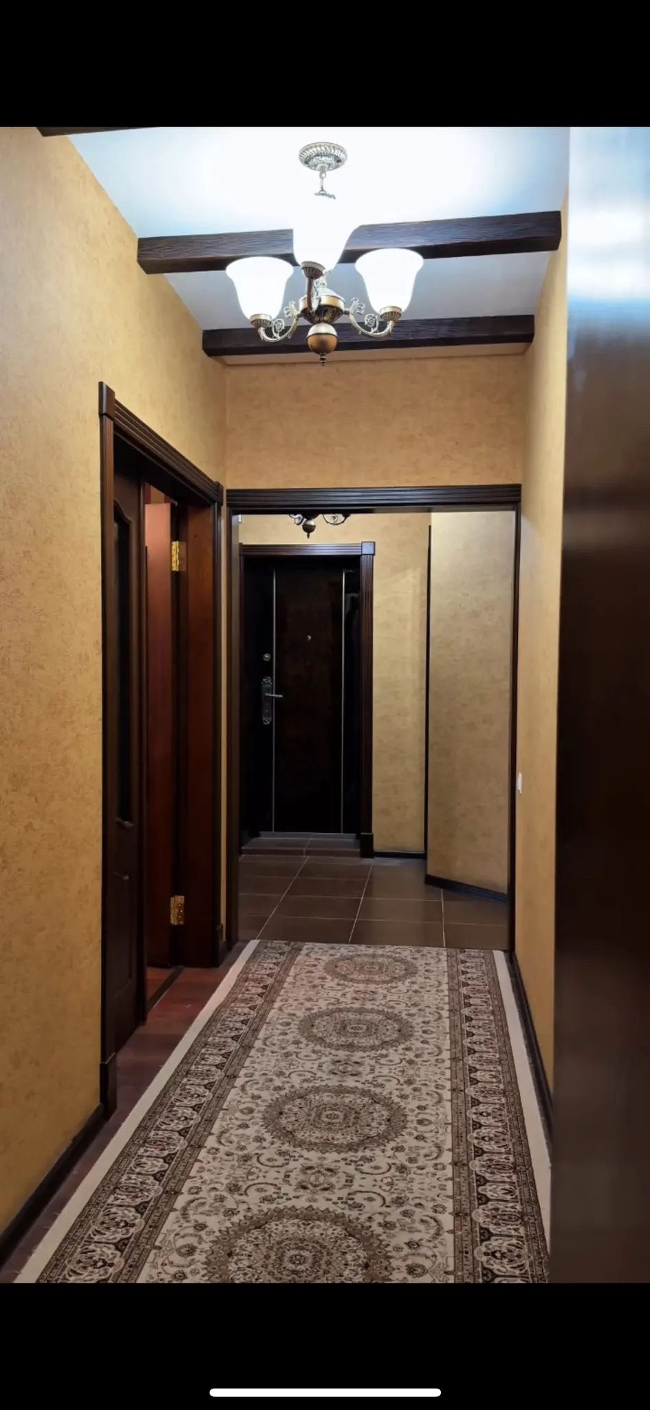 Продаётся 4-комнатная квартира, 79 м², 3/4 этаж — Юнусабадский район