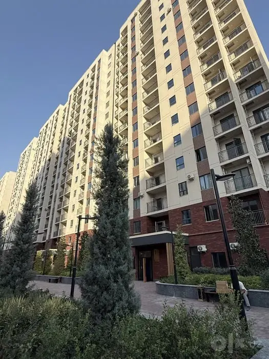 Продаётся 2-комнатная квартира, 40 м², 12/16 этаж — Яшнабадский район