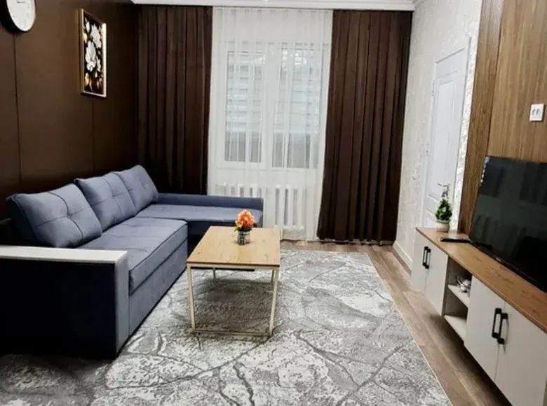 Продаётся 2-комнатная квартира, 52 м², 3/4 этаж — Чиланзарский район