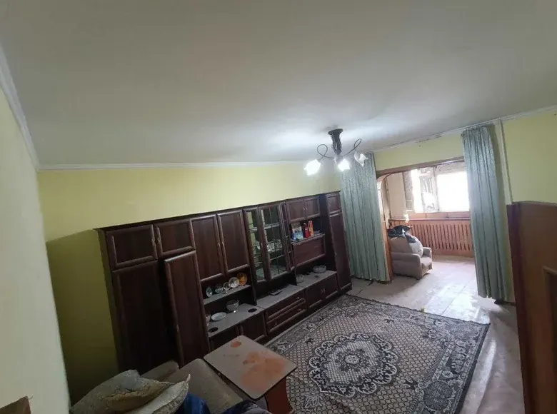 Продаётся 4-комнатная квартира, 100 м², 8/9 этаж — Мирабадский район