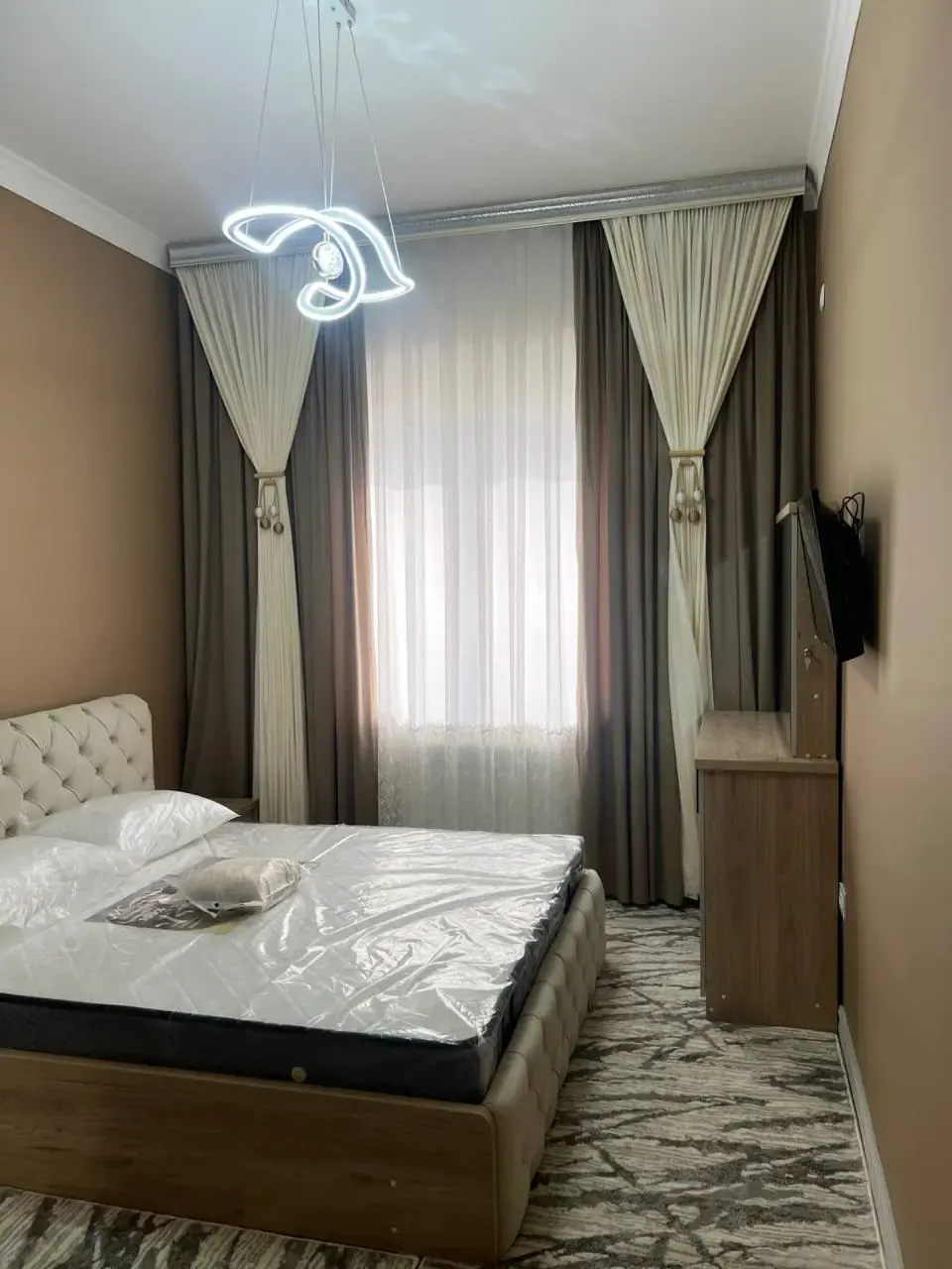 Сдаётся 3-комнатная квартира, 112 м², 4/5 этаж — Мирзо-Улугбекский район