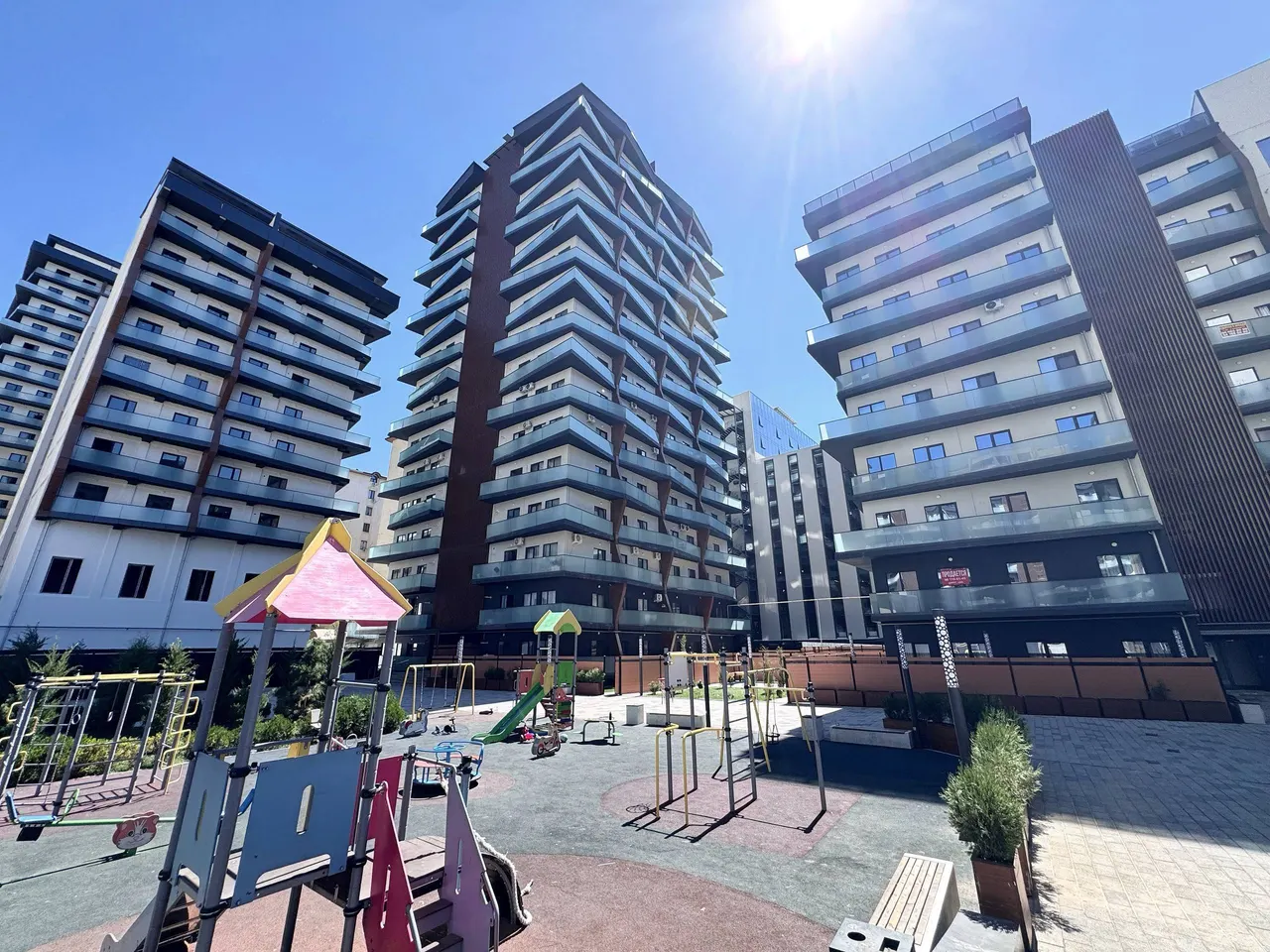Sotiladi 4 xonali kvartira, 150 m², 12/16 qavat — Yunusobod tumani