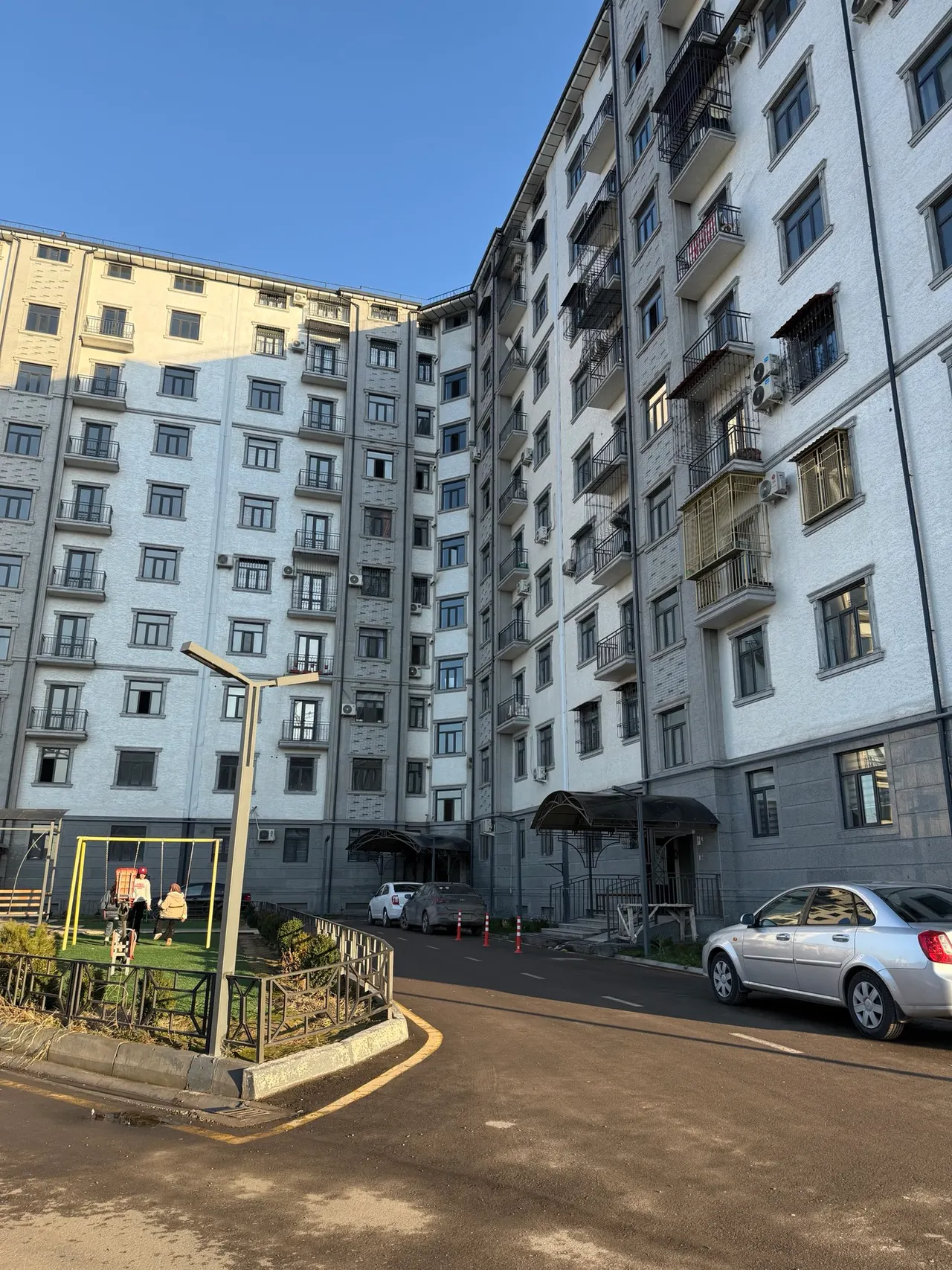 Sotiladi 5 xonali kvartira, 225 m², 9/10 qavat — Yunusobod tumani