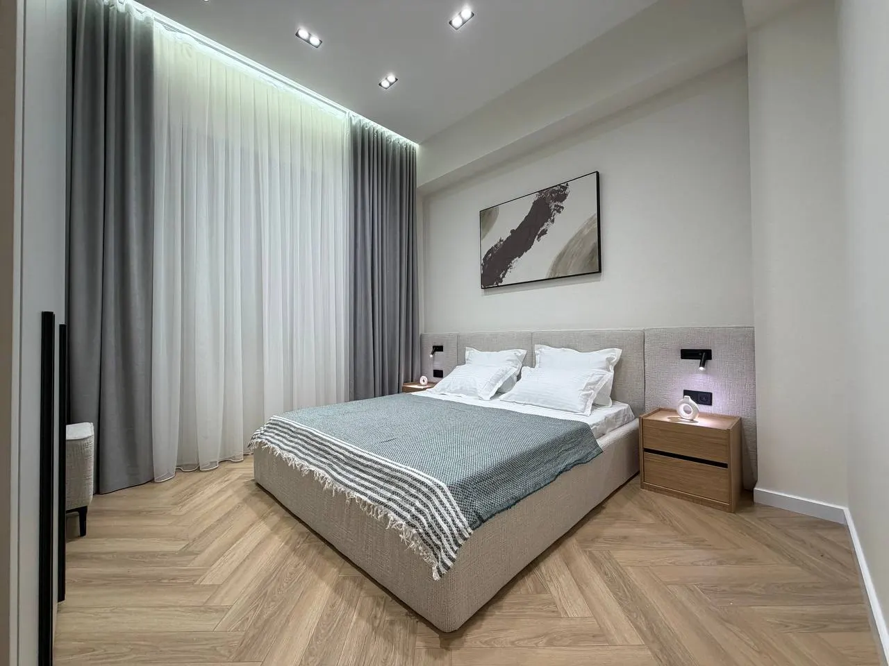 Сотилади 3 хонали квартира, 70 м², 8/10 қават — Мирзо Улуғбек тумани