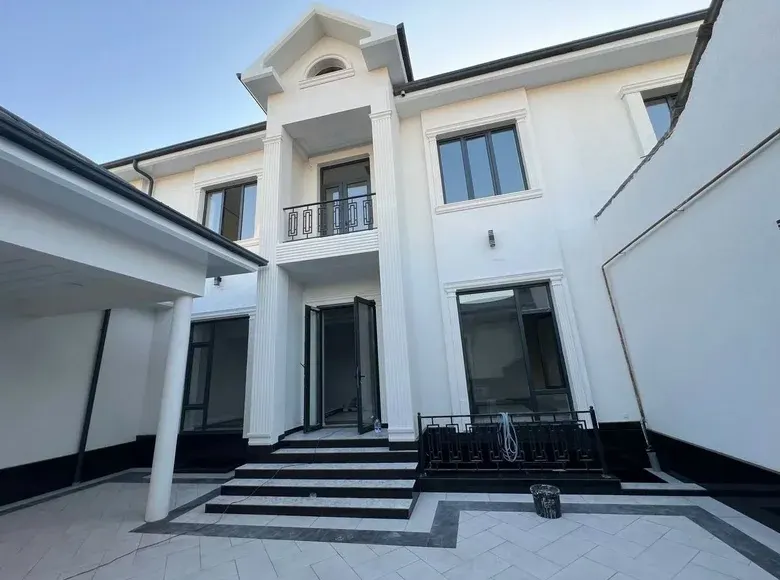 Сотилади 6 хонали ҳовли уй, 390 м² — Юнусобод тумани