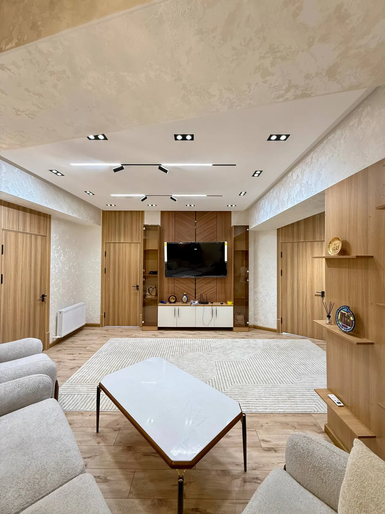 Ижарага берилади 3 хонали квартира, 80 м², 6/8 қават — Яккасарой тумани