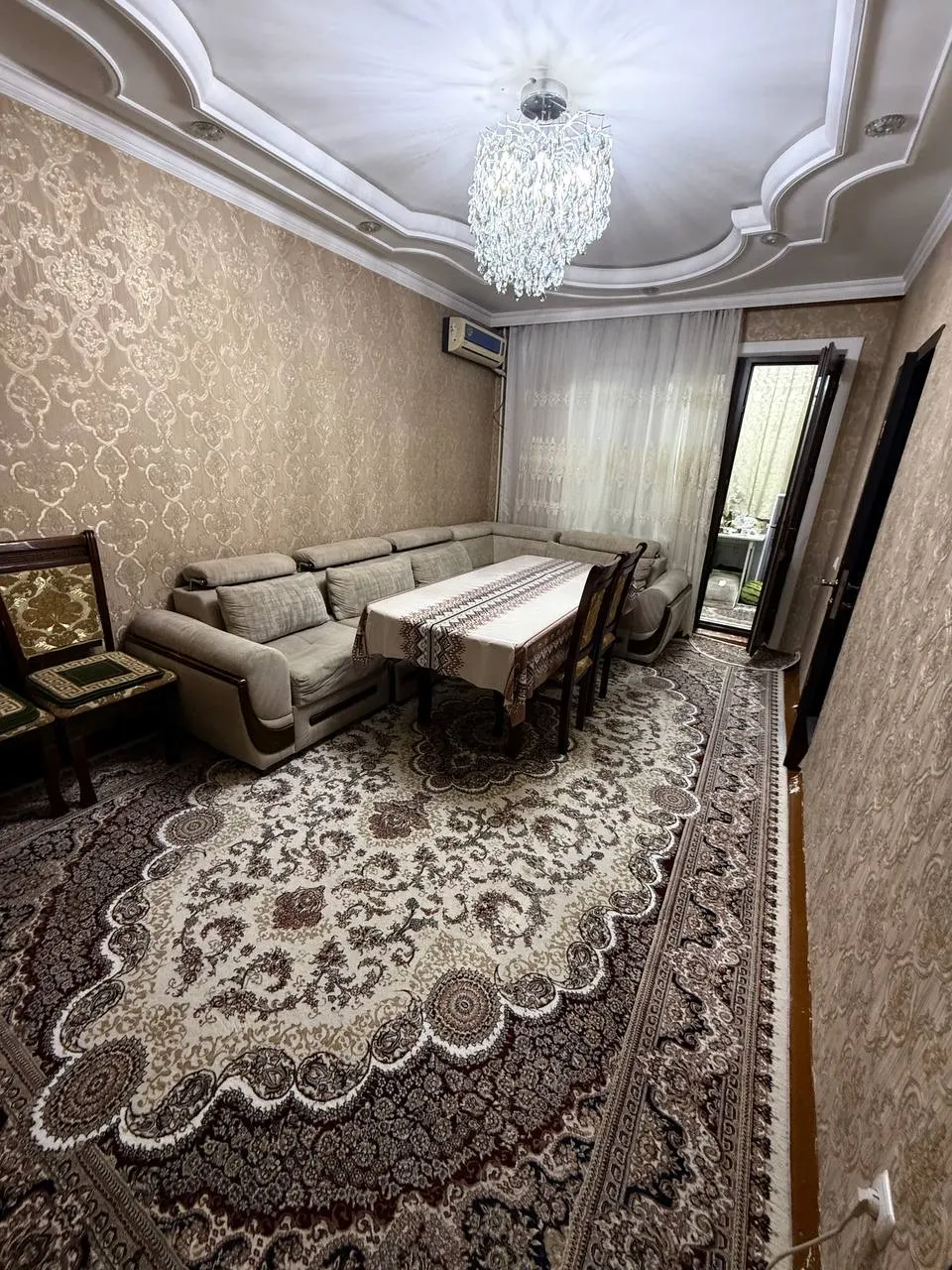 Продаётся 3-комнатная квартира, 70 м², 1/4 этаж — Мирзо-Улугбекский район