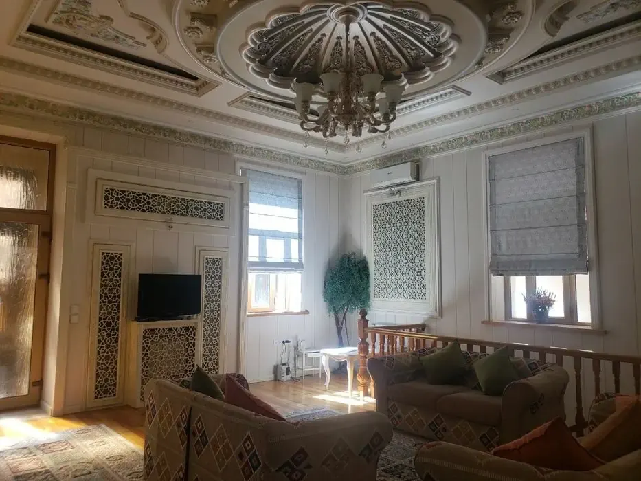 Ijaraga beriladi 8 xonali dala hovli, 3.2 sotix, 500 m² — Chilonzor tumani