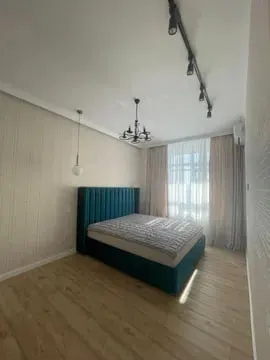 Сдаётся 3-комнатная квартира, 125 м², 3/8 этаж — Мирабадский район