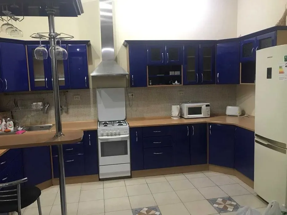 Сдаётся 6-комнатный дом, 270 м², 3 этажа — Мирзо-Улугбекский район