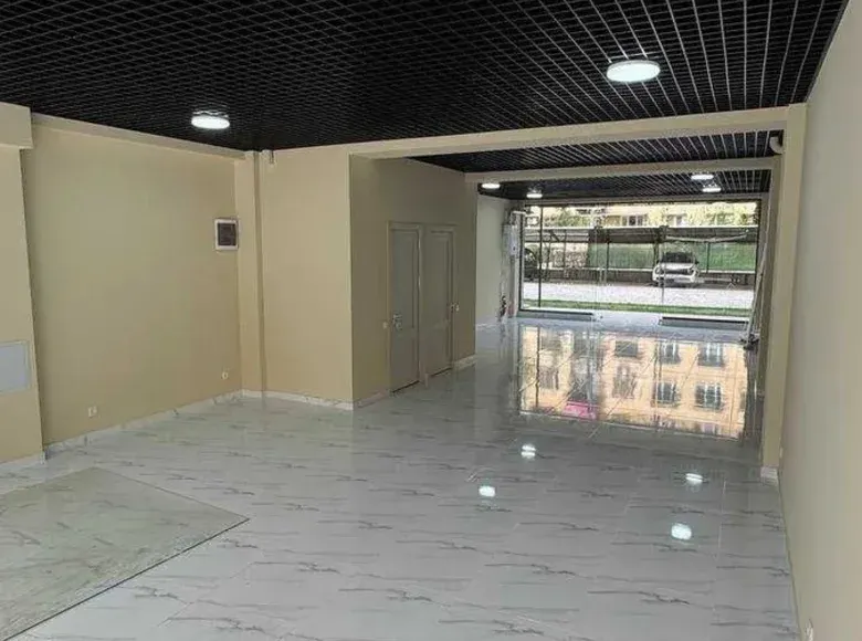 Сотилади тижорат биноси, 90 м² — Юнусобод тумани