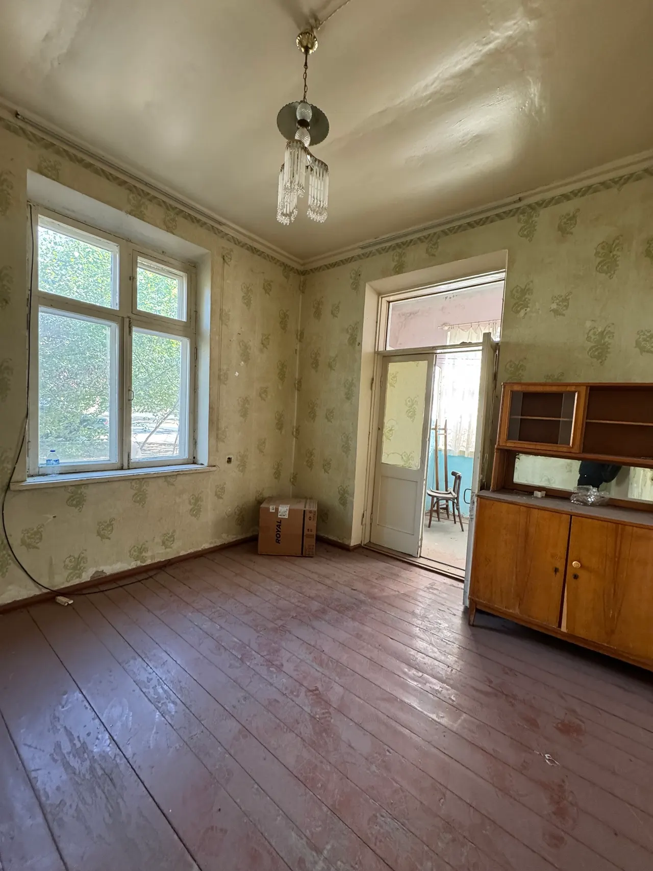 Продаётся 2-комнатная квартира, 57 м², 1/2 этаж — Шайхантахурский район