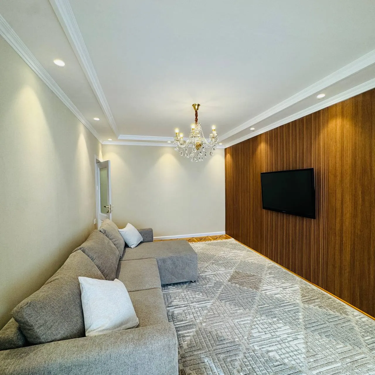 Ижарага берилади 2 хонали квартира, 65 м², 3/5 қават — Яшнобод тумани