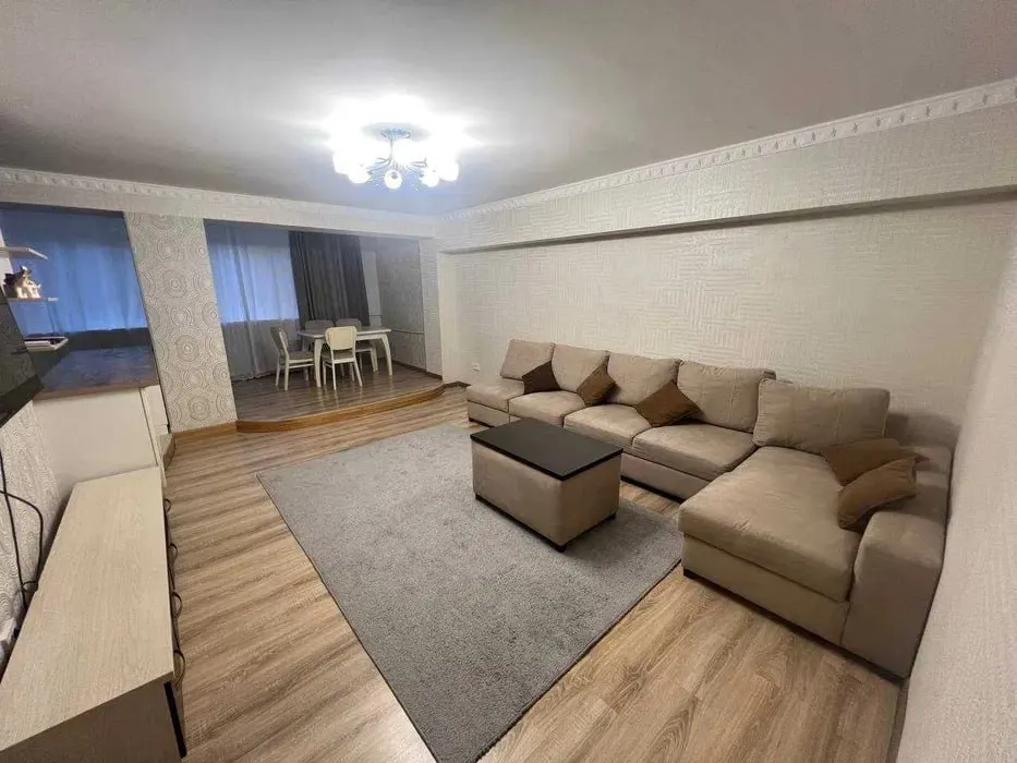 Сдаётся 3-комнатная квартира, 67 м², 1/4 этаж — Юнусабадский район