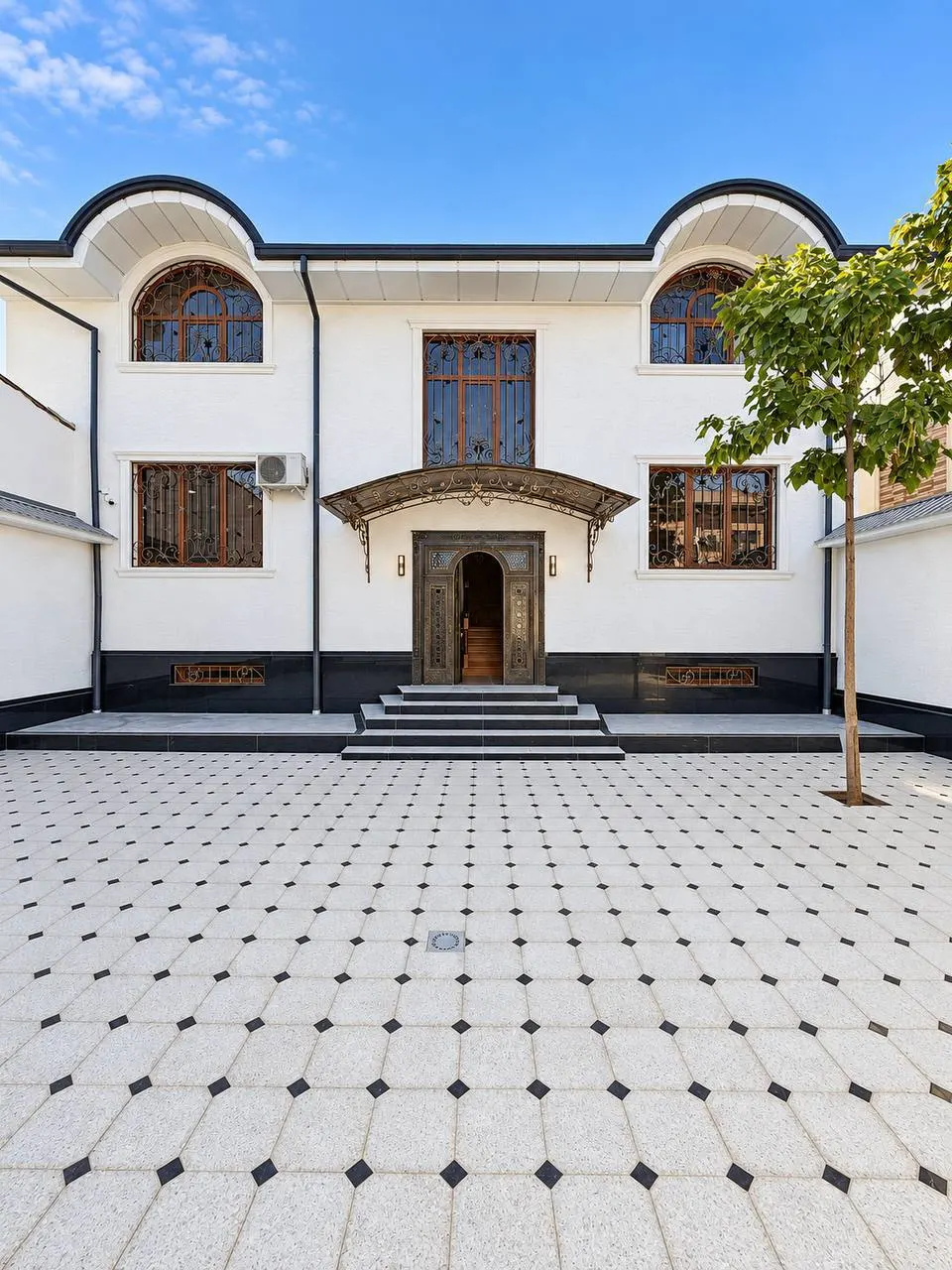 Ижарага берилади тижорат биноси, 450 м² — Юнусобод тумани