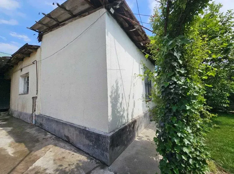 Сотилади 4 хонали ҳовли уй, 6.7 сотих, 100 м² — Сергели тумани