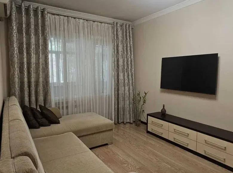 Сотилади 2 хонали квартира, 62 м², 1/4 қават — Учтепа тумани