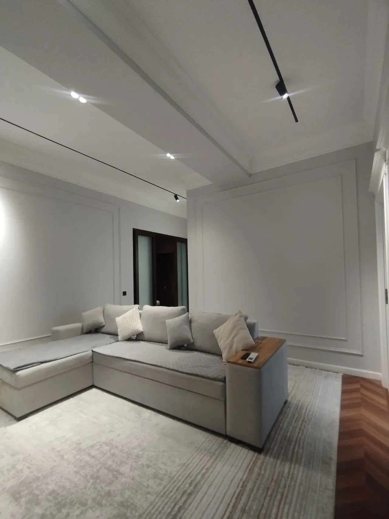 Sotiladi 2 xonali kvartira, 61 m², 7/10 qavat — Mirzo Ulugʻbek tumani